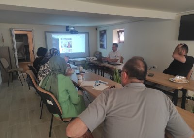 STIT Sharing results during training course (2)